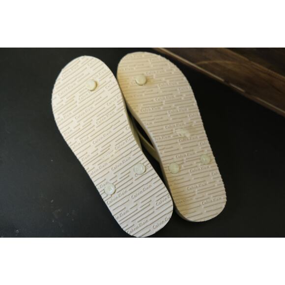 NWOT Calvin Klein Seya Classic Tan Thong Flip Flop Logo Detail Womens - Picture 4 of 4